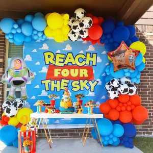 toy story party set up